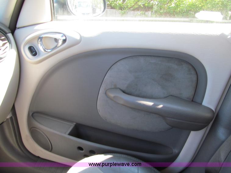 image for item E2176 2001 Chrysler PT Cruiser Limited Edition