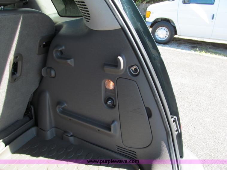 image for item E2176 2001 Chrysler PT Cruiser Limited Edition