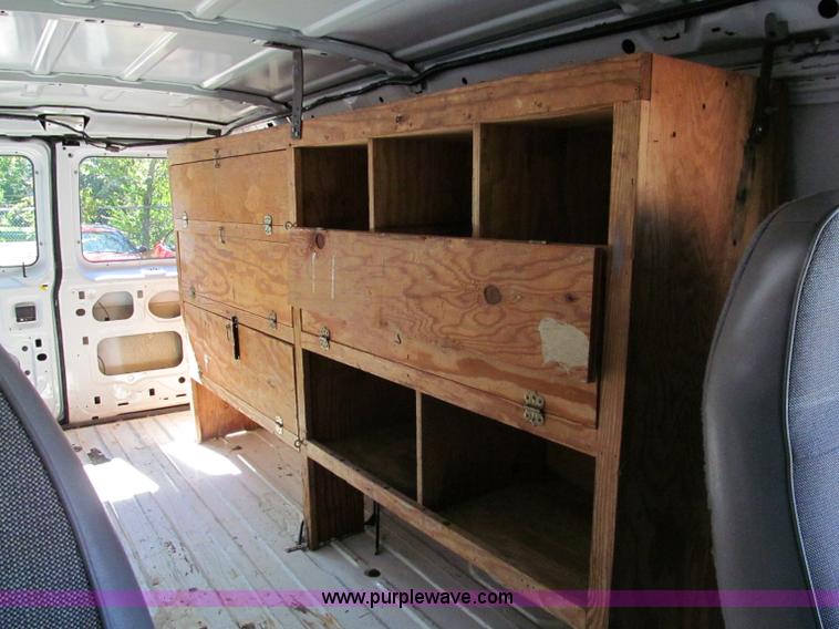 image for item E2177 1998 Ford E150 cargo van