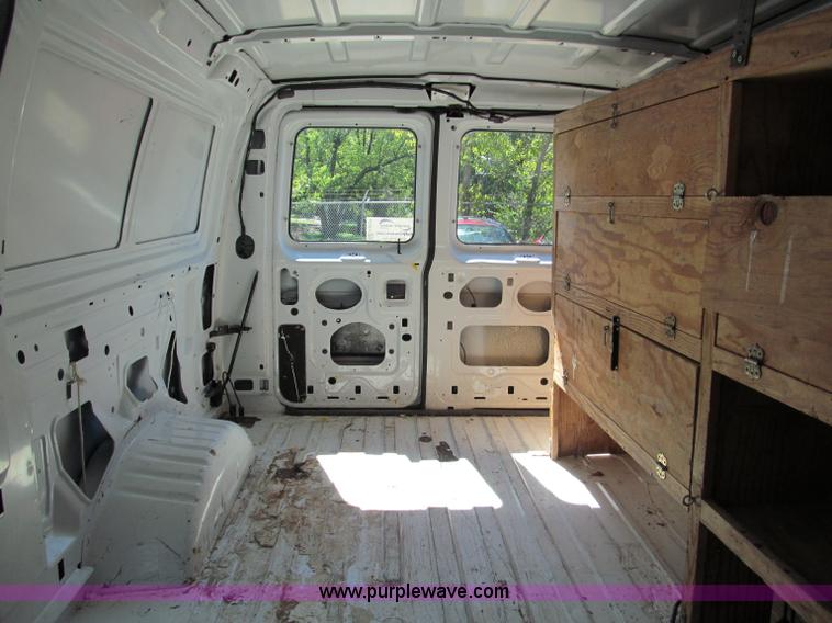 image for item E2177 1998 Ford E150 cargo van