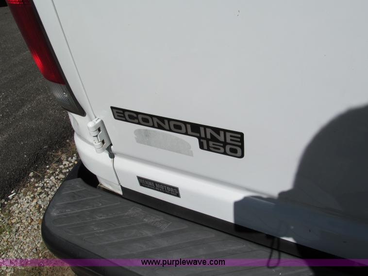 image for item E2177 1998 Ford E150 cargo van