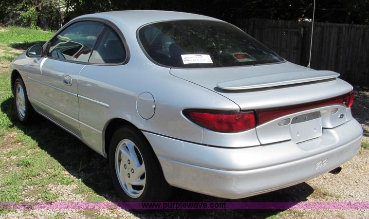 image for item E2179 2001 Ford Escort ZX2