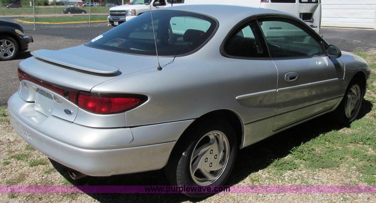 image for item E2179 2001 Ford Escort ZX2