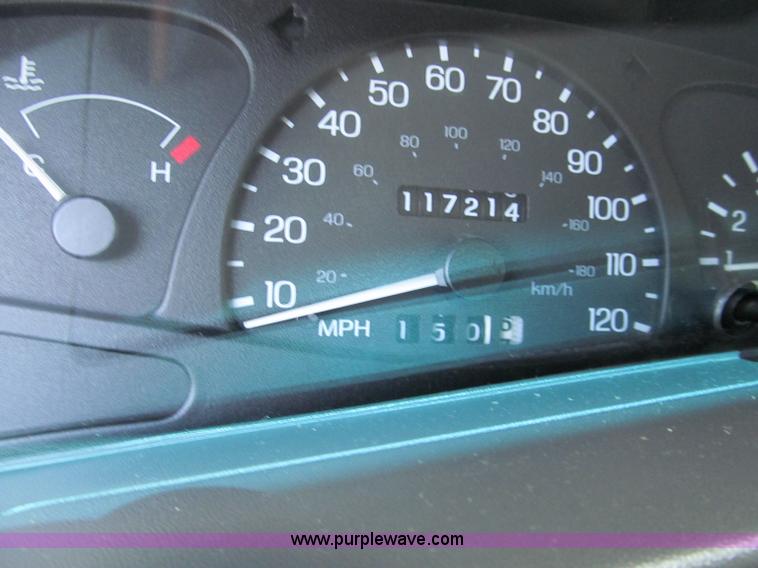 image for item E2179 2001 Ford Escort ZX2