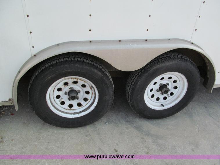 image for item E2181 2000 Avenger 24' v-nose enclosed trailer