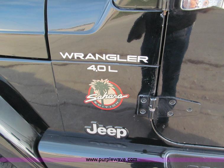 image for item E2183 2000 Jeep Wrangler Sahara SUV
