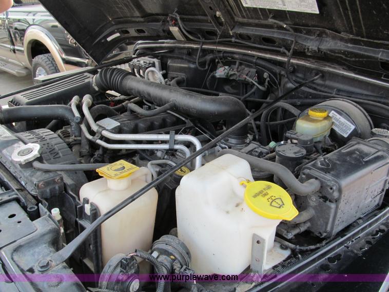 image for item E2183 2000 Jeep Wrangler Sahara SUV