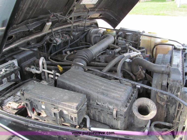 image for item E2183 2000 Jeep Wrangler Sahara SUV