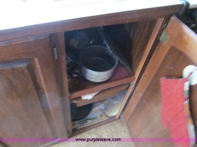 image for item E2192 1985 Chevrolet P30 Wind Cruiser motorhome RV