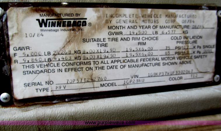 image for item E2192 1985 Chevrolet P30 Wind Cruiser motorhome RV