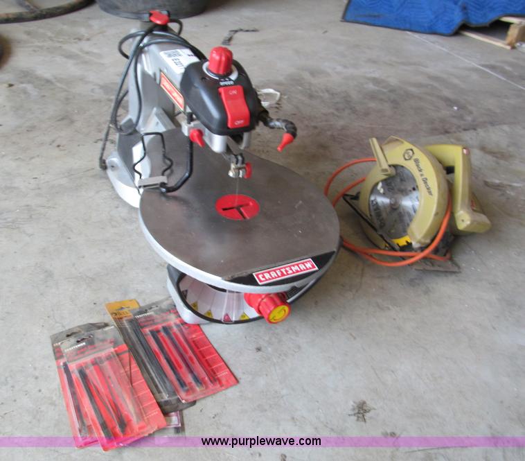 Craftsman 16" variable speed scroll saw in Lone Jack, MO Item E2211
