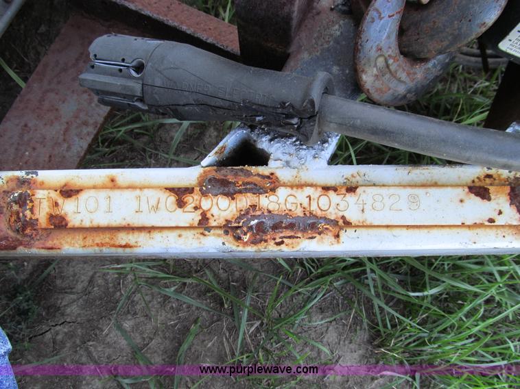 image for item E3512 1986 Alte enclosed cargo trailer