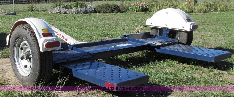 image for item E3513 2010 Master Tow car dolly