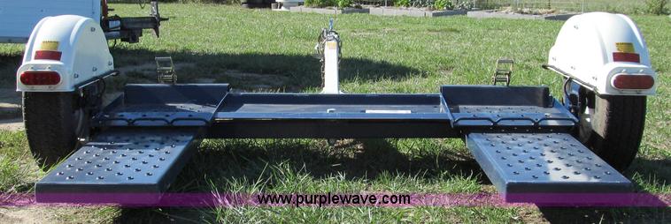 image for item E3513 2010 Master Tow car dolly