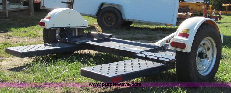 image for item E3513 2010 Master Tow car dolly