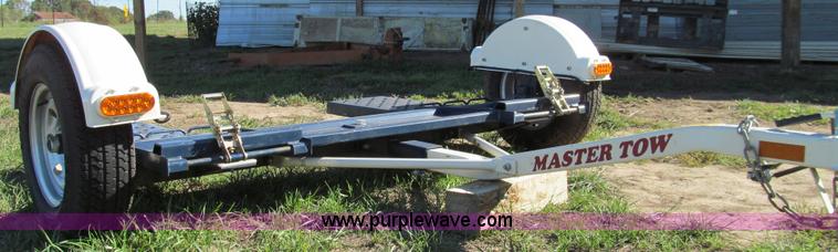 image for item E3513 2010 Master Tow car dolly
