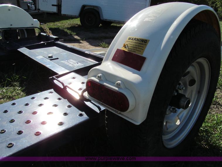 image for item E3513 2010 Master Tow car dolly
