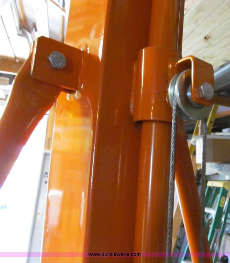 image for item E3514 Grantry hoist
