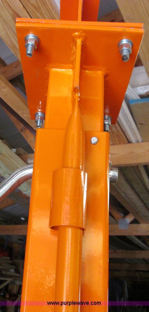 image for item E3514 Grantry hoist