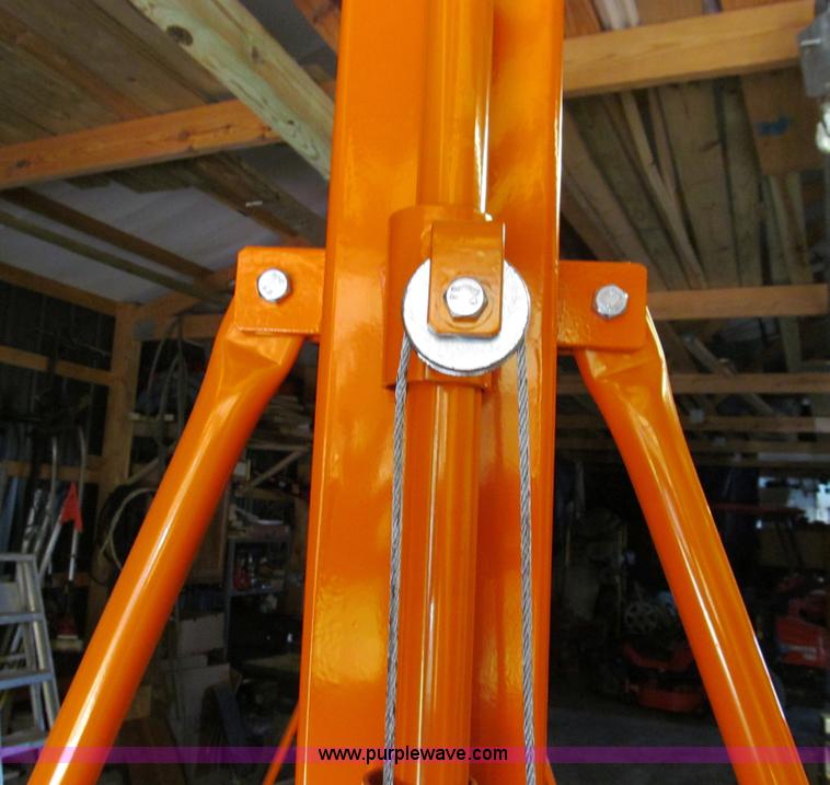 image for item E3514 Grantry hoist