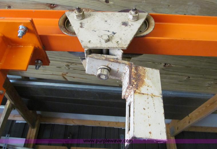 image for item E3514 Grantry hoist