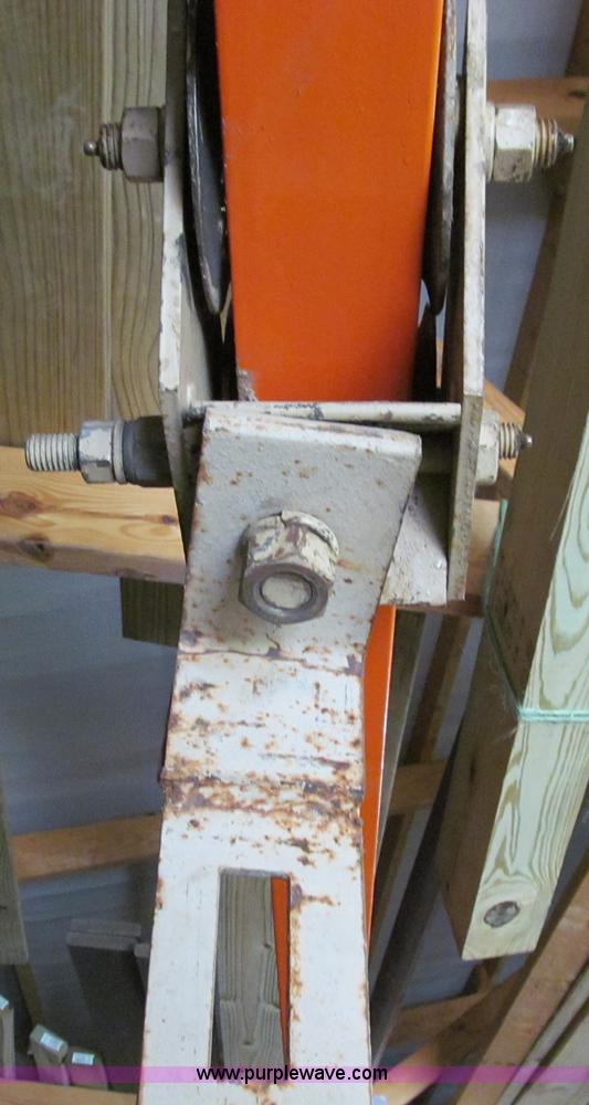 image for item E3514 Grantry hoist