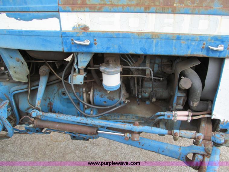 image for item E5512 1981 Ford 3610 tractor