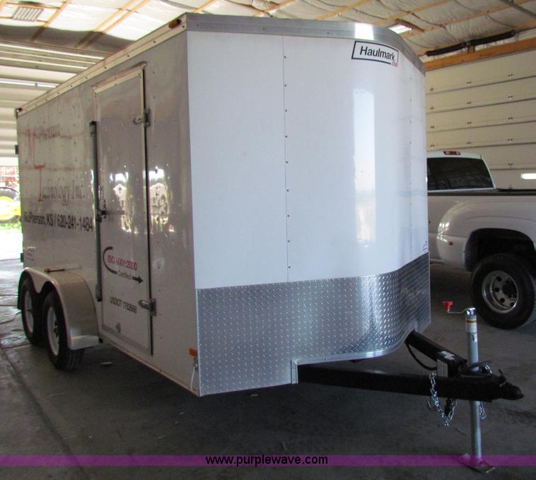 image for item E8036 2009 Haulmark 14' enclosed trailer