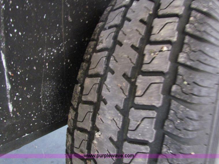 image for item E8036 2009 Haulmark 14' enclosed trailer