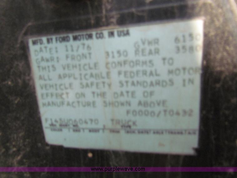 image for item E8048 1977 Ford F150 pickup truck