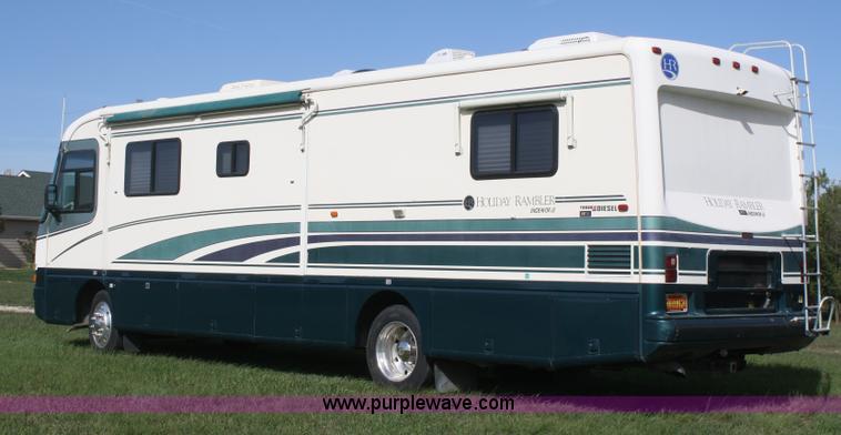 image for item F2588 1997 Freightliner Holiday Rambler Endeavor LE pusher motorhome RV