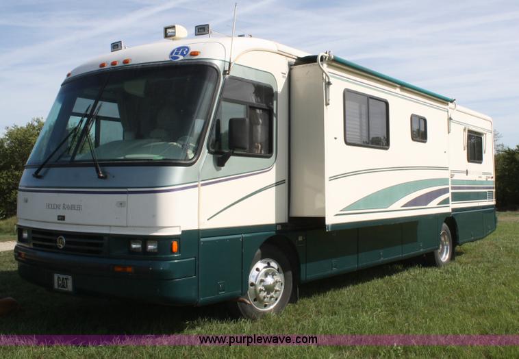 image for item F2588 1997 Freightliner Holiday Rambler Endeavor LE pusher motorhome RV