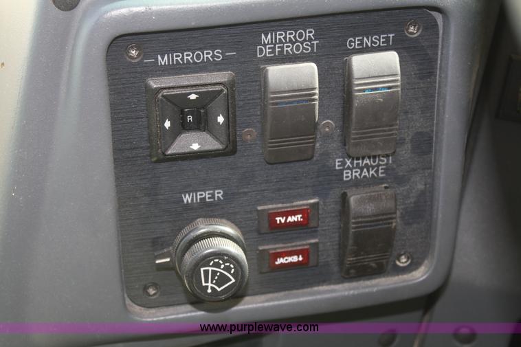 image for item F2588 1997 Freightliner Holiday Rambler Endeavor LE pusher motorhome RV