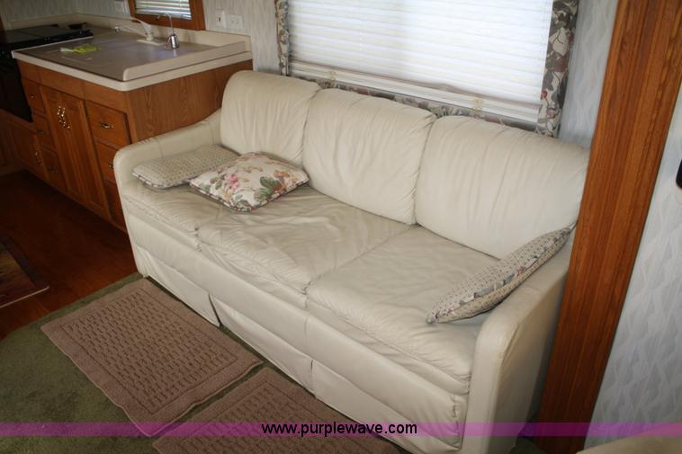 image for item F2588 1997 Freightliner Holiday Rambler Endeavor LE pusher motorhome RV