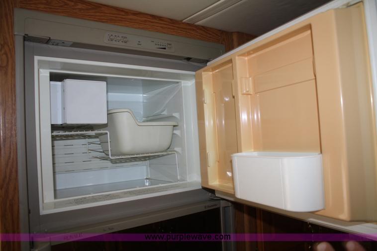 image for item F2588 1997 Freightliner Holiday Rambler Endeavor LE pusher motorhome RV