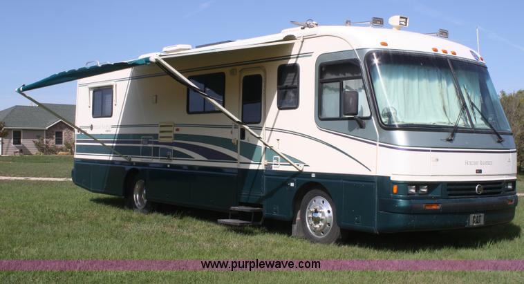 image for item F2588 1997 Freightliner Holiday Rambler Endeavor LE pusher motorhome RV