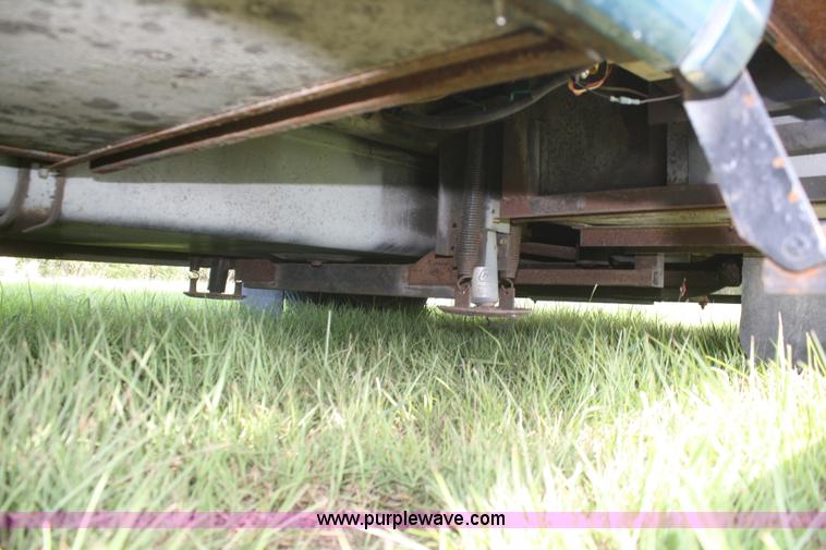 image for item F2588 1997 Freightliner Holiday Rambler Endeavor LE pusher motorhome RV