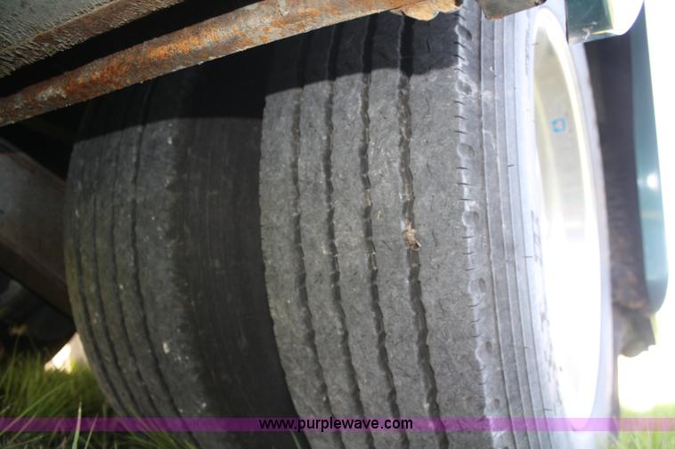 image for item F2588 1997 Freightliner Holiday Rambler Endeavor LE pusher motorhome RV