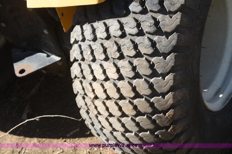 image for item F2593 Cub Cadet 2072 lawn mower