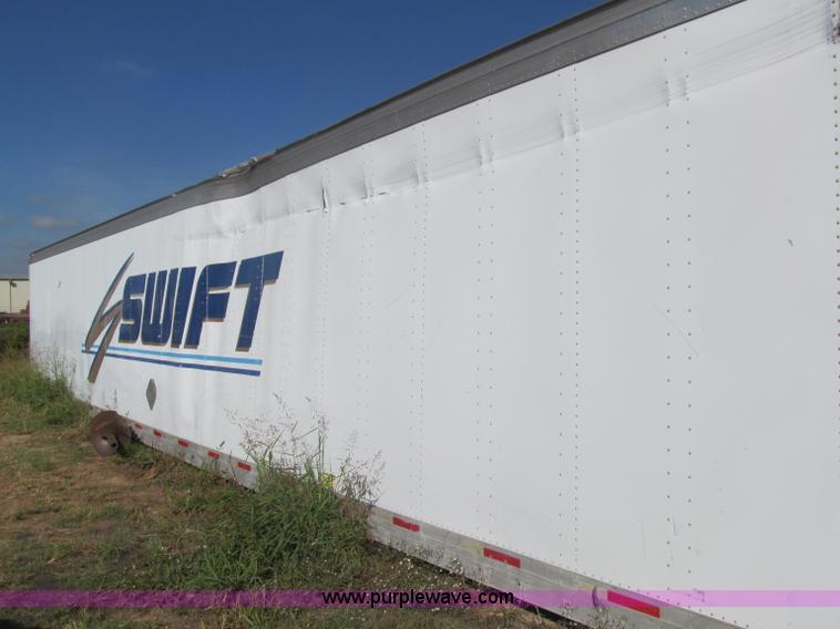 image for item F3043 Swift Company semi box trailer