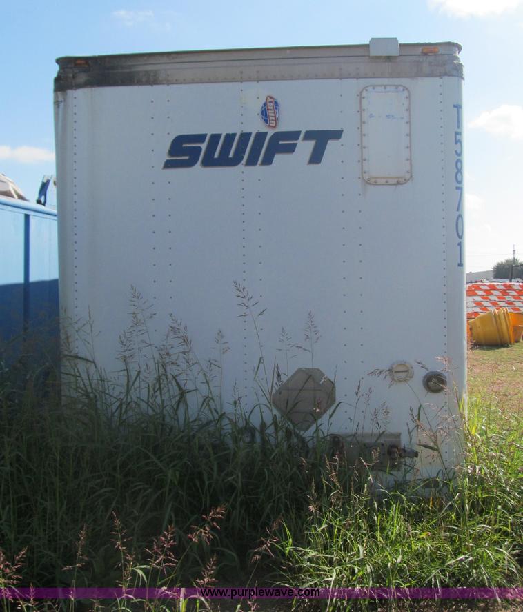 image for item F3043 Swift Company semi box trailer