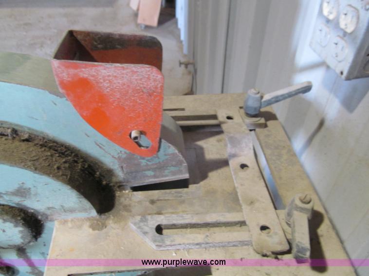 image for item F3046 Piranna P1135 Iron Worker metal shear and punch press