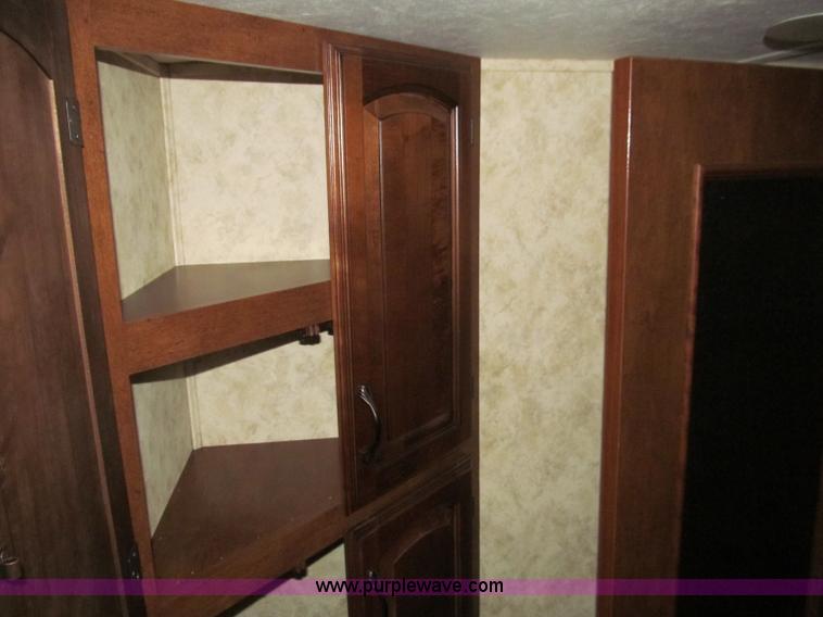 image for item F4582 2011 Coachman 310RLTS fifth wheel camper