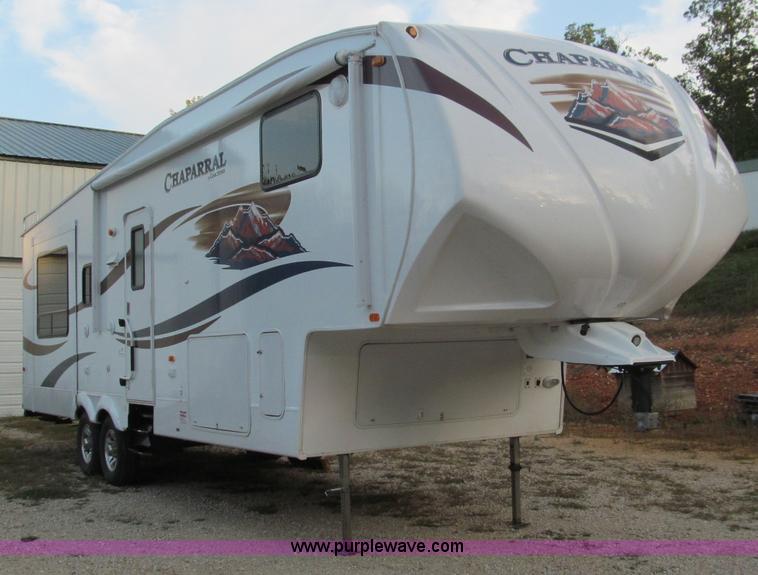 image for item F4582 2011 Coachman 310RLTS fifth wheel camper