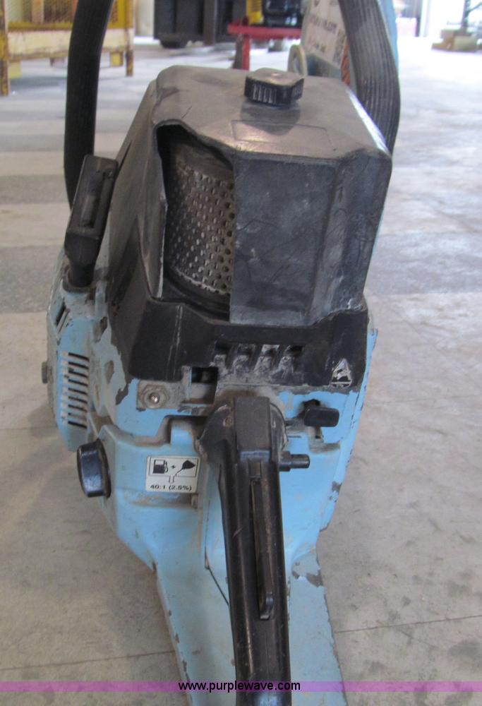 image for item F4592 Target Super 1000 hand held cut-off saw