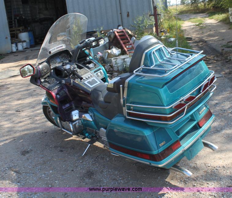 image for item G4946 1992 Honda Gold Wing GL1500SE motorcycle