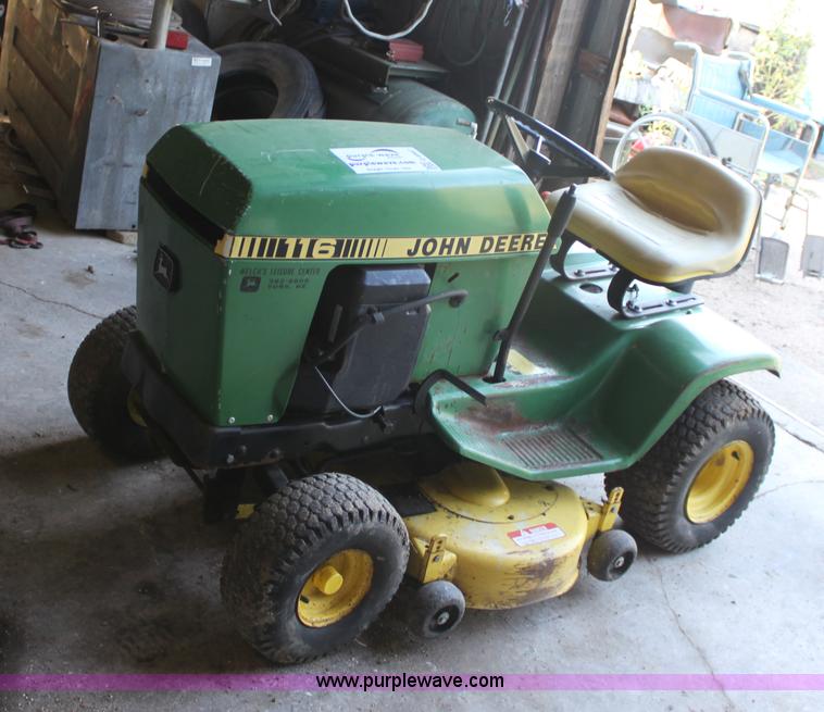 image for item G4947 John Deere 116 lawn mower