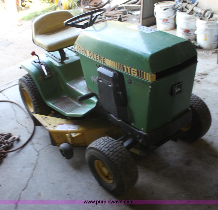 image for item G4947 John Deere 116 lawn mower