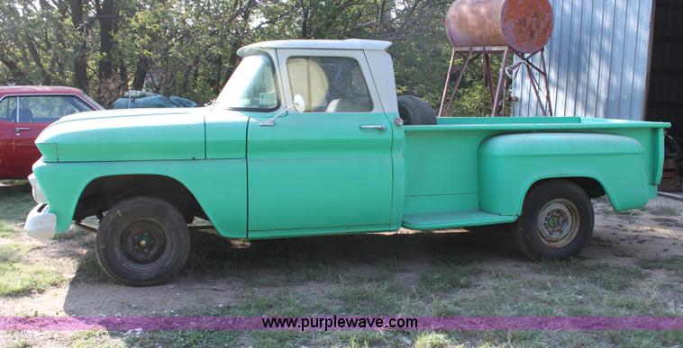 image for item G4948 1961 Chevrolet pickup truck