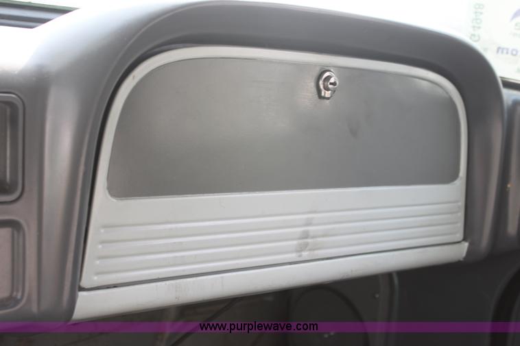 image for item G4948 1961 Chevrolet pickup truck